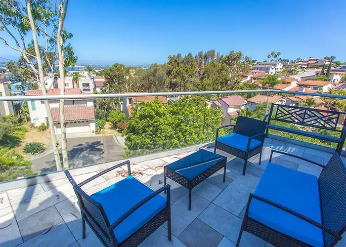 Posh 3Br In Bay Park By Sonder