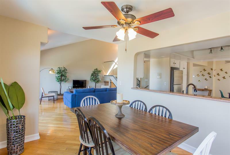 Posh 3br In Bay Park By Sonder *